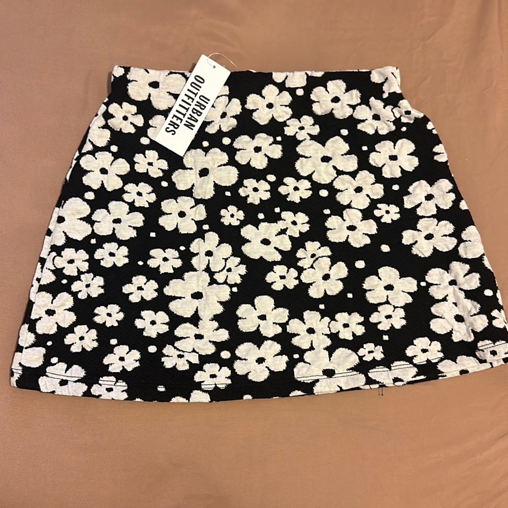 Urban outfitters flower skirt NWT